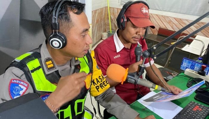 Polres Lamongan Sentuh Anak-anak di Operasi Keselamatan Semeru 2026