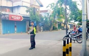 Cegah Macet dan Laka, Polisi Atur Lalin di Pasar Kedungadem Bojonegoro