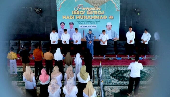 Pesan Tegas Sekda Gresik di Peringatan Isro’ Mi’raj: Perbaiki Diri, Perkuat Iman