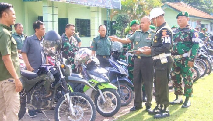 SIM dan STNK Diperiksa, Kodim Lamongan Tegakkan Aturan Ketat