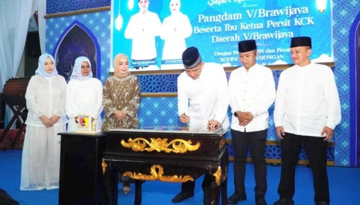 Resmikan Gapura Pandu Sakti Kodim Lamongan, Pangdam V Brawijaya Kirim Pesan Tegas ke Prajurit