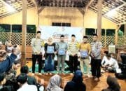 Momen Hangat Ramadan, Polres Bojonegoro Rangkul Anak Yatim dan Insan Media