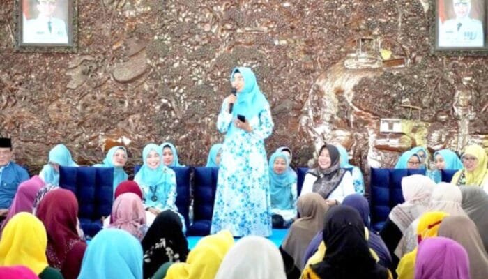 Mauidzah Kyai Tajuddin Menguatkan Spirit Ramadan Jamaah PKK Bojonegoro