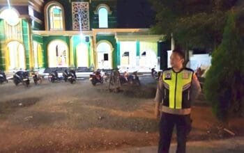 Warga Kedungadem Bojonegoro Bisa Tarawih Nyaman, Polisi Turun Patroli