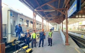 Penumpang Kereta Meningkat, Polisi Bojonegoro Perketat Patroli Stasiun