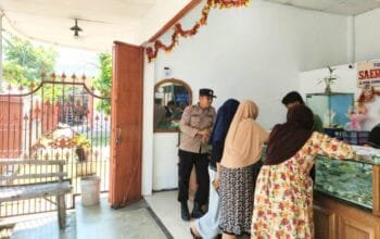 Cegah Perampokan, Polisi Sisir Pertokoan Emas di Kapas Bojonegoro