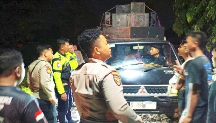 Polisi Lamongan Turun Tangan Bubarkan Konvoi dan Sound Horeg