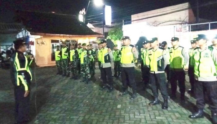 Momen Lebaran, Aparat Gabungan Kedungadem Bojonegoro Perkuat Patroli dan Pengamanan