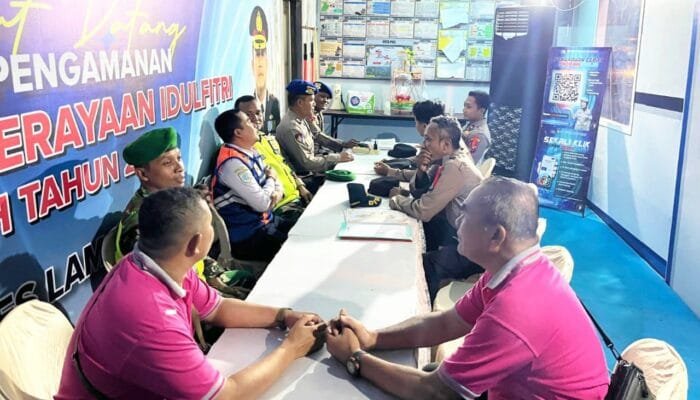 Petugas Gabungan Lamongan Siaga di WBL, Pastikan Liburan Aman dan Nyaman