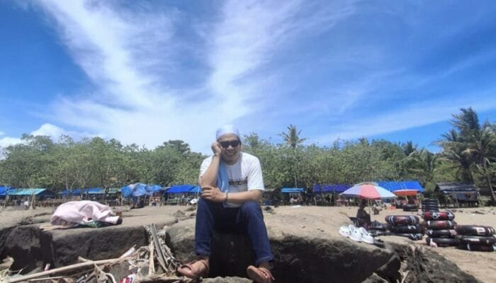 Wisata Anyer-Carita Pandeglang Banten Membludak, Ekonomi Bergerak Tapi Pengelolaan Dinilai Lemah