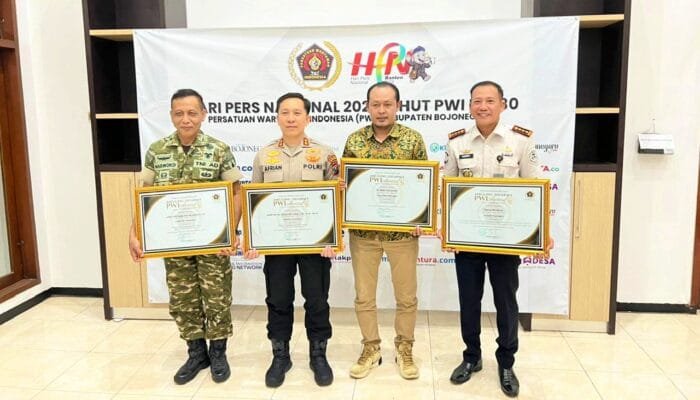 Dari Razia Hingga Pelayanan, Kalapas Bojonegoro Dapat Apresiasi