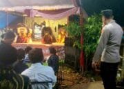 Sinergi Polisi Kedewan dan Warga, Pentas Barongan di Beji Bojonegoro Berjalan Lancar