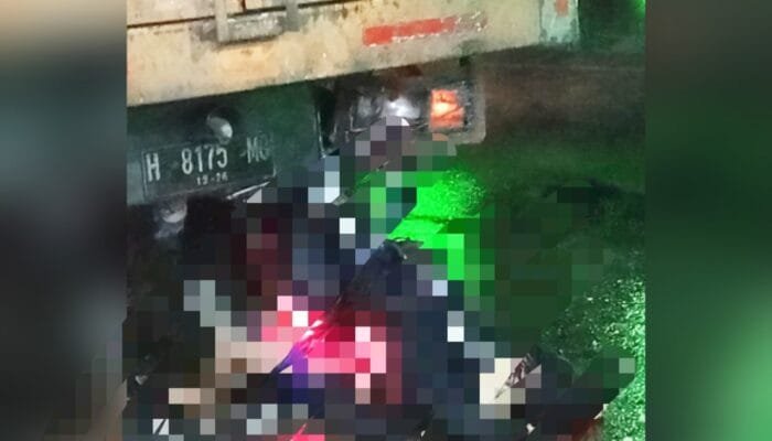 Tragis, Dua Pemuda Bojonegoro Tewas Usai Hantam Truk Parkir