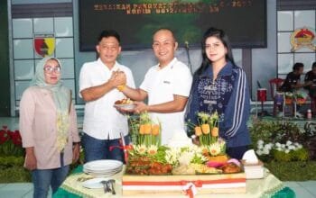 Naik Pangkat Jadi Berkah, Puluhan Anak Yatim Dapat Santunan dari Dandim Lamongan