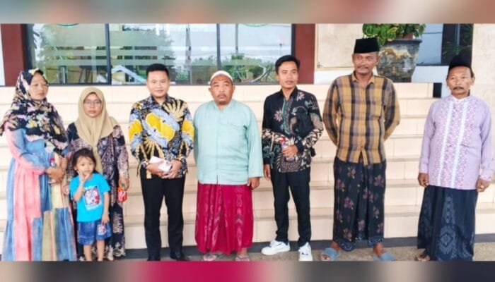 Datangi Kejari, Kuasa Hukum Minta Pelaku Pembunuhan di Pamekasan Dihukum Berat