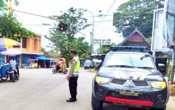 Warga Tambakrejo Bojonegoro Makin Aman, Polisi Rutin Gelar Patroli