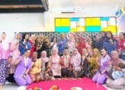 Dari Beauty Class ke Catwalk, Kartini Bojonegoro Tunjukkan Kelasnya