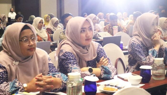 Kenapa Warga Pilih Berobat ke Luar Negeri, Ini Jawaban Bupati Gresik