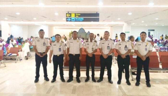 Pelayanan Maksimal, Imigrasi Gorontalo Dampingi Jamaah Haji ke Tanah Suci