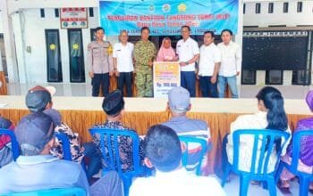 Belasan Warga Sukorame Lamongan Terima BLT Dana Desa Rapel Tiga Bulan