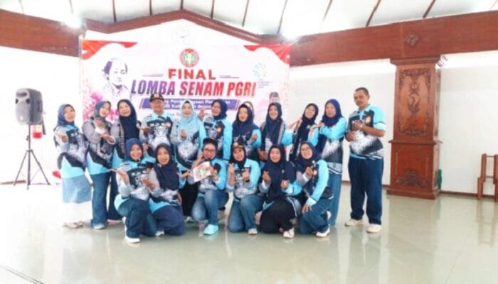 Suasana Pendopo Malowopati Pecah, Final Senam PGRI Bojonegoro Penuh Semangat