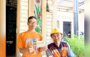 Dari Iuran Anggota, PJI Bojonegoro Hadirkan Cahaya Listrik Gratis untuk Warga Kurang Mampu