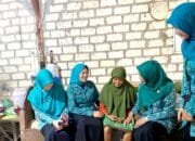 PKK Bojonegoro Bergerak, Cantika Wahono Sambangi Peternak hingga Lansia Miskin