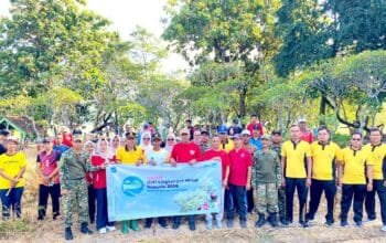 TPU Dusun Mlaten Cangkring Bluluk Lamongan Disulap Lebih Bersih, TNI dan Warga Turun Tangan