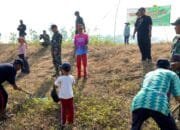 Hijaukan Kalitidu, Kodim Bojonegoro dan Warga Tanam Ribuan Pohon di Leran