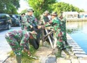 Kodim Lamongan Perkuat Ketahanan Wilayah Lewat Aksi Bersih Pantai