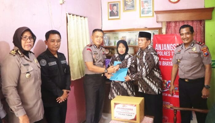 Polres Tuban Buktikan Kepedulian, Datangi Warakawuri hingga Anggota Sakit