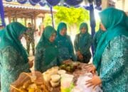 Nasi Gulung Khas Wonocolo Curi Perhatian Ketua TP PKK Bojonegoro Cantika Wahono