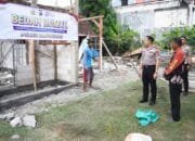 Kapolres Bojonegoro Tinjau Bedah Rumah Warga Balen, Bukti Kepedulian Polri