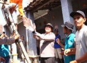 Polri untuk Rakyat, Polres Lamongan Bedah Rumah dan Bagikan Bantuan Sosial