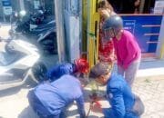 Kunci Tercebur Gorong-gorong, Tim Damkarmat Kedungadem Bojonegoro Sukses Evakuasi