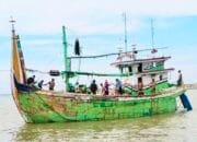 Kapal Nelayan dari Brondong Lamongan Hilang Kontak, Nasib 20 Awak Masih Dicari