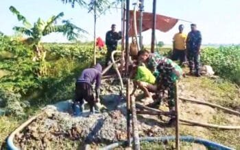 Kodim Lamongan Percepat Pembangunan Sumur Bor untuk Warga Sarirejo Lamongan