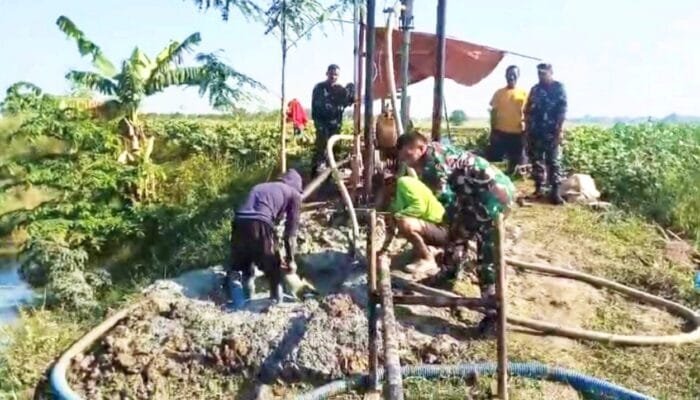 Kodim Lamongan Percepat Pembangunan Sumur Bor untuk Warga Sarirejo Lamongan