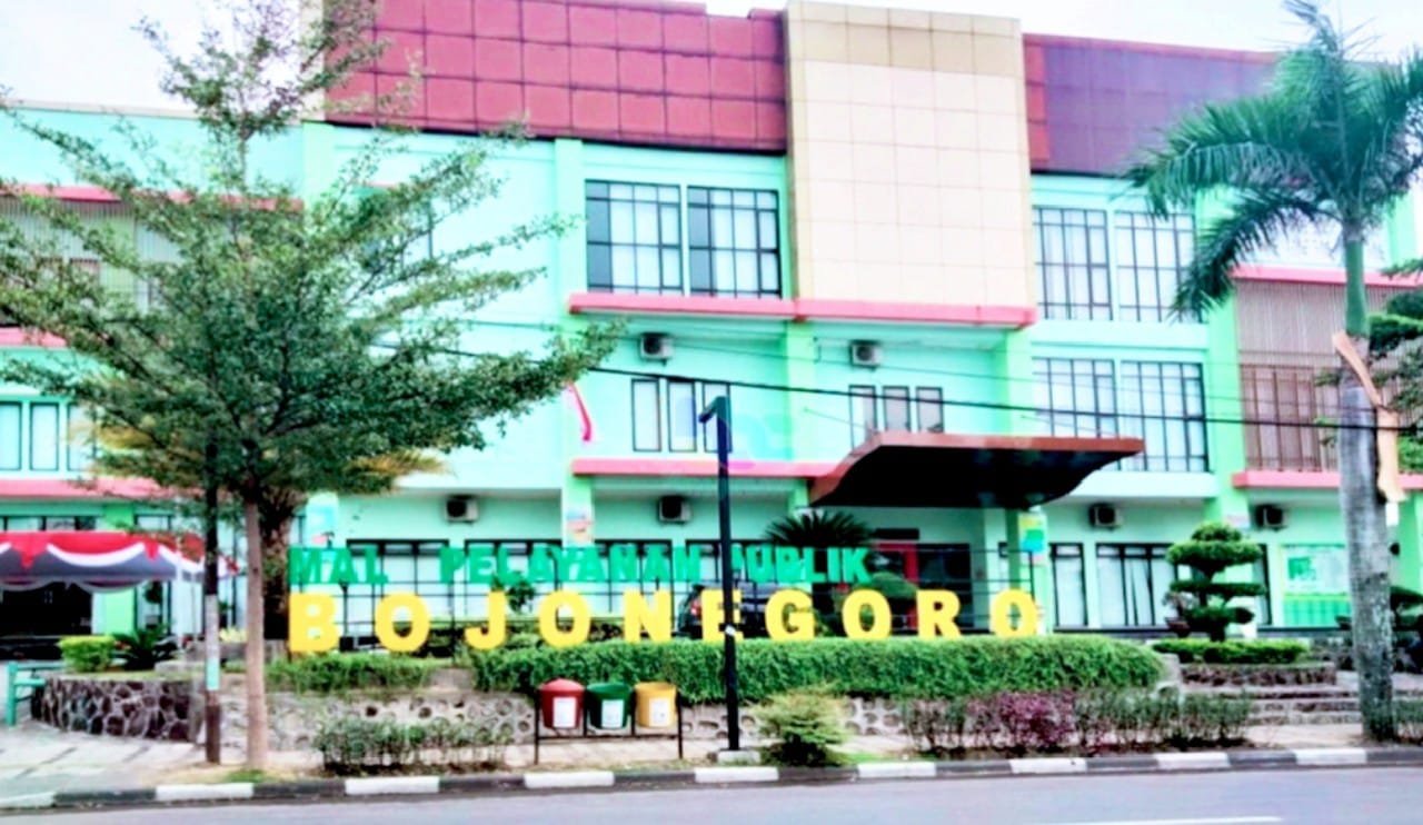 Pelaku Usaha Keluhkan PBG Tak Kunjung Terbit, DPMPTSP Bojonegoro Dipertanyakan img 20260707 wa0003
