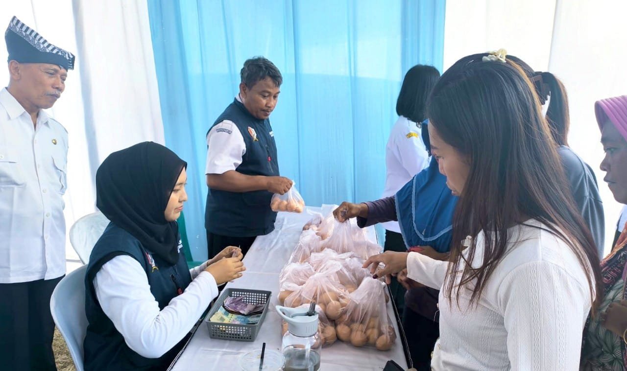 Telur Gayatri Lebih Murah Rp7 Ribu, Pasar Murah TMMD 129 Bojonegoro Ramai Pengunjung img 20260715 wa0043