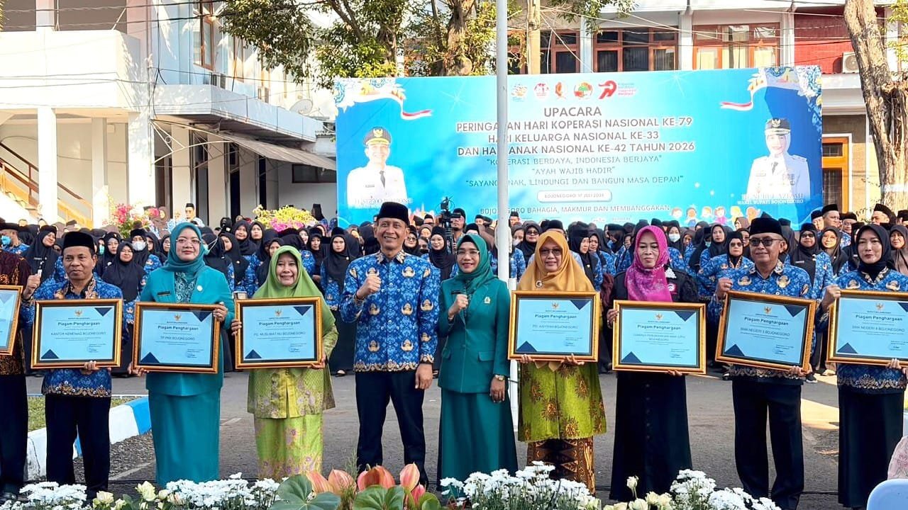 Sekolah Ramah Anak Jadi Prioritas, Pemkab Bojonegoro Beri Penghargaan untuk 7 Lembaga Pendidikan img 20260718 wa0004