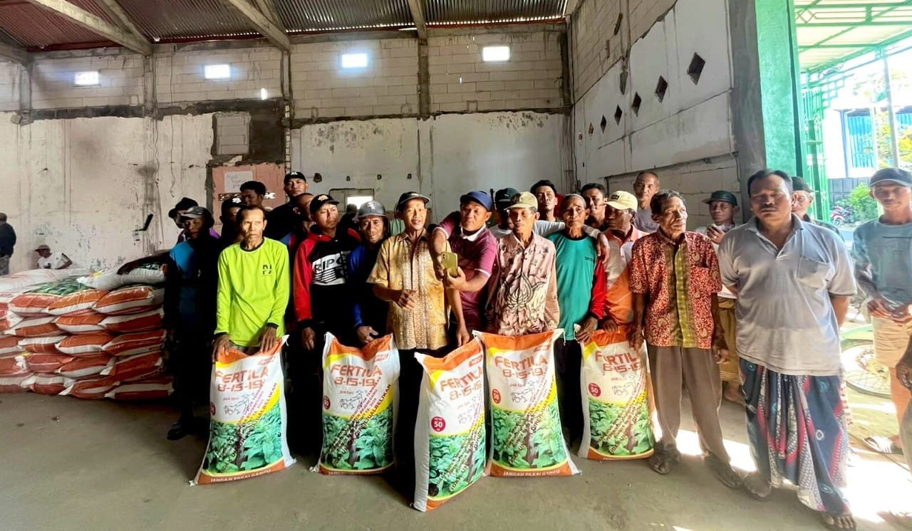 Tak Ingin Panen Gagal, DKPP Bojonegoro Kawal Distribusi Pupuk hingga ke Kelompok Tani img 20260718 wa0008