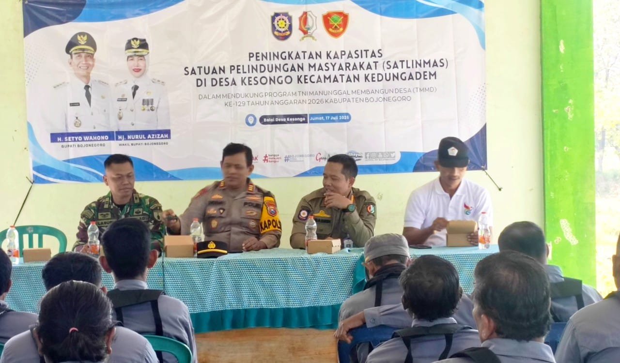 TMMD 129 Bojonegoro Perkuat Satlinmas Kesongo, TNI Polri Turun Langsung Latih Anggota img 20260718 wa0020