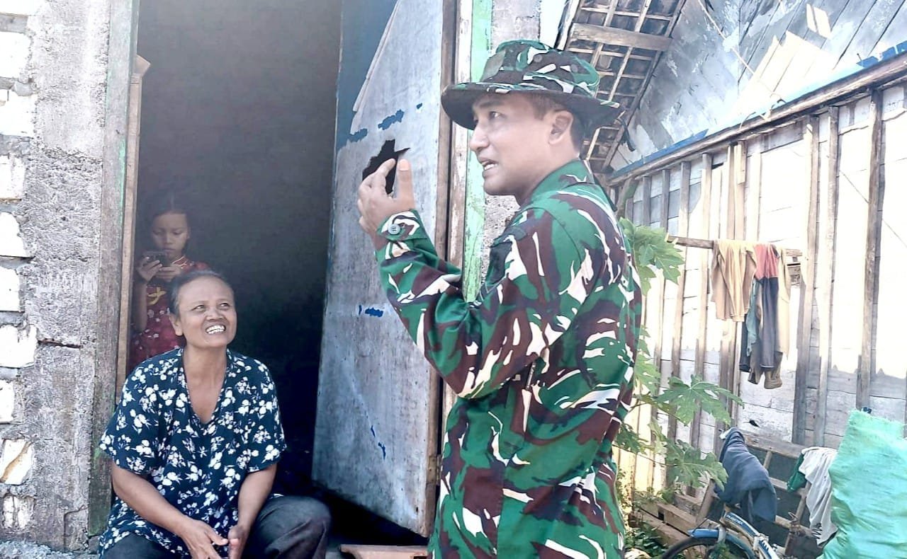 TMMD 129 Bojonegoro Hadirkan Harapan Baru, Rumah Tini di Kesongo Segera Direhabilitasi img 20260718 wa0025