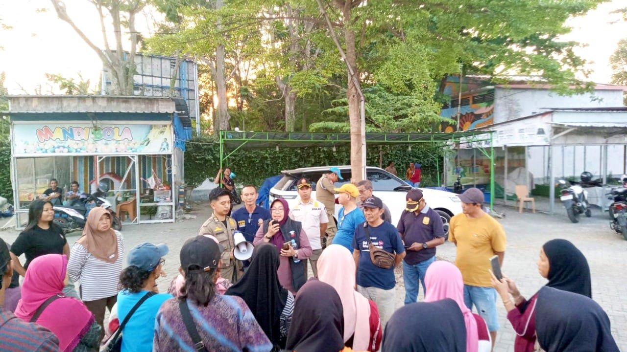 Tak Langsung Tertibkan, Satpol PP Bojonegoro Rangkul PKL Lewat Musyawarah img 20260719 wa0004