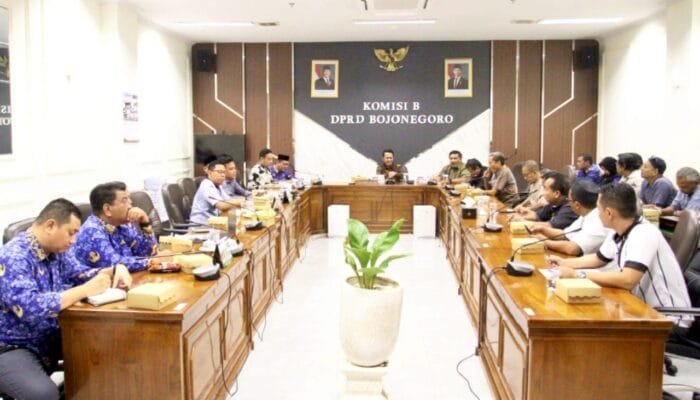 Pembangunan Pasar Kota Dikebut, Komisi B DPRD Bojonegoro Pastikan Pedagang Tetap Terlindungi