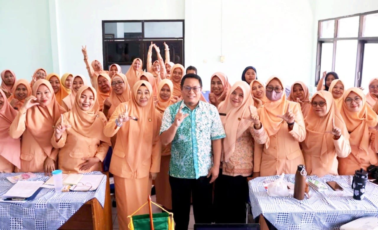 Anak Kecanduan Gadget, Ini Pesan Penting Dinkominfo Bojonegoro untuk Orang Tua img 20260720 wa0002