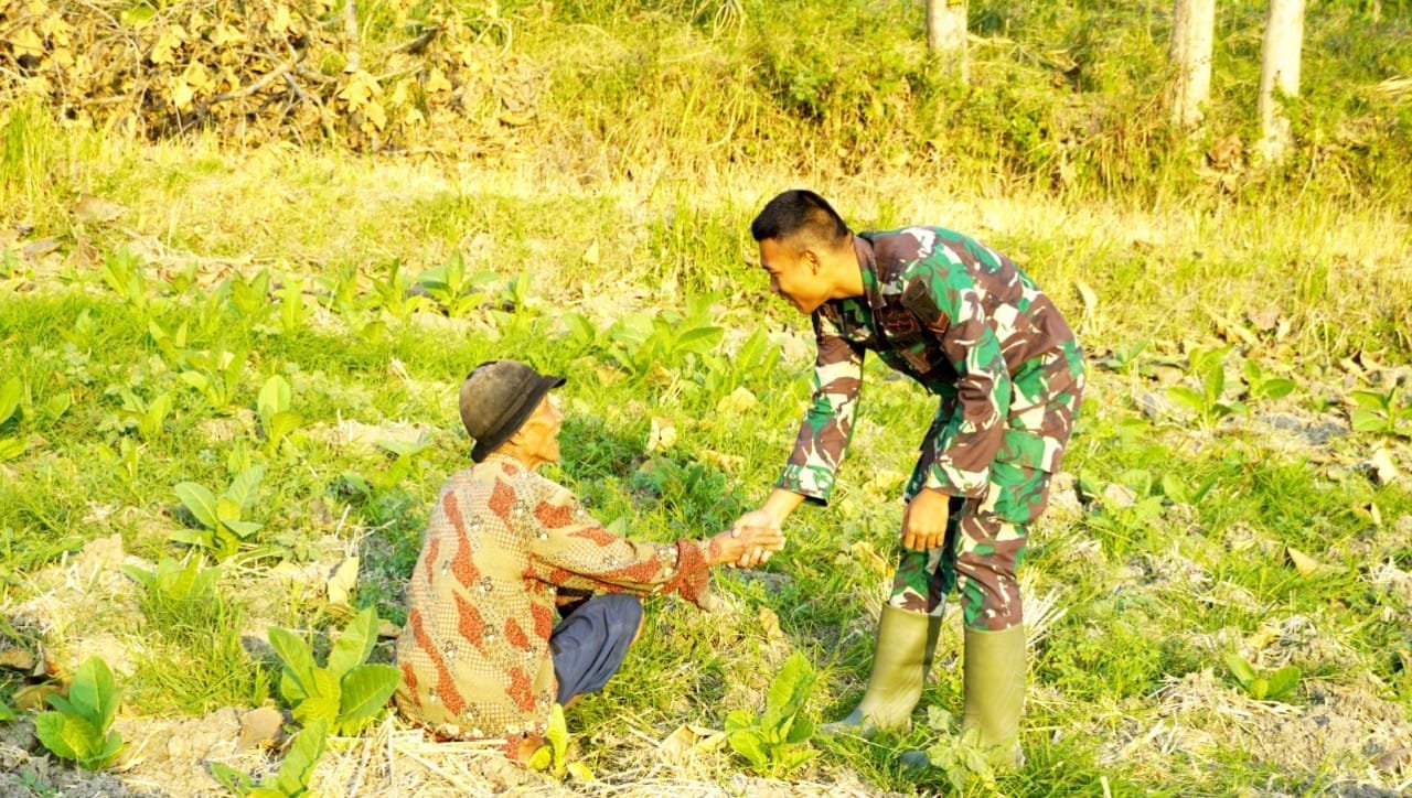 TMMD 129 Bojonegoro Hadirkan Kisah Menginspirasi, Prajurit Rangkul Warga dengan Hati img 20260720 wa0027