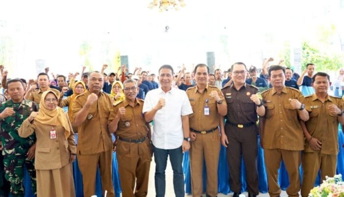 Gayatri 2026 Resmi Bergulir, Bupati Bojonegoro: Warga Harus Mandiri dari Hasil Telur
