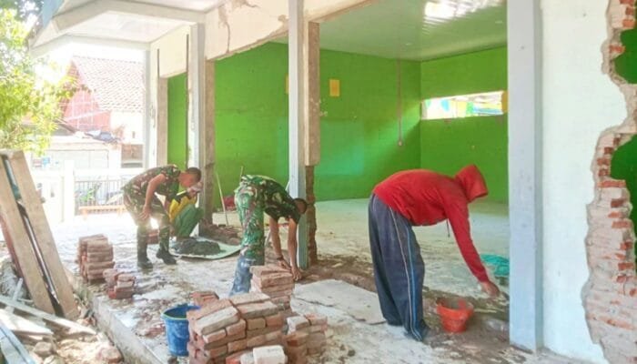 Empat Ruang Kelas SDN Kesongo 1 Disulap Satgas TMMD 129 Bojonegoro